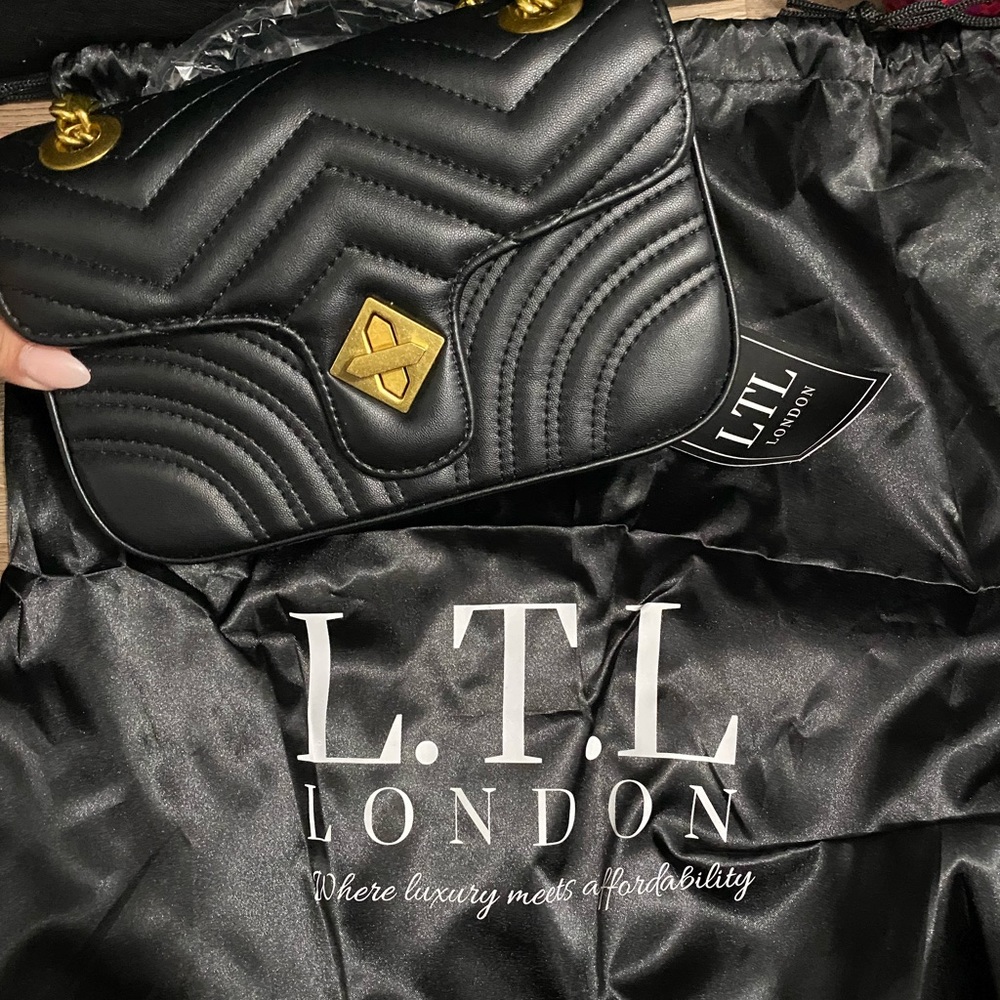 Black Crossbody Handbag